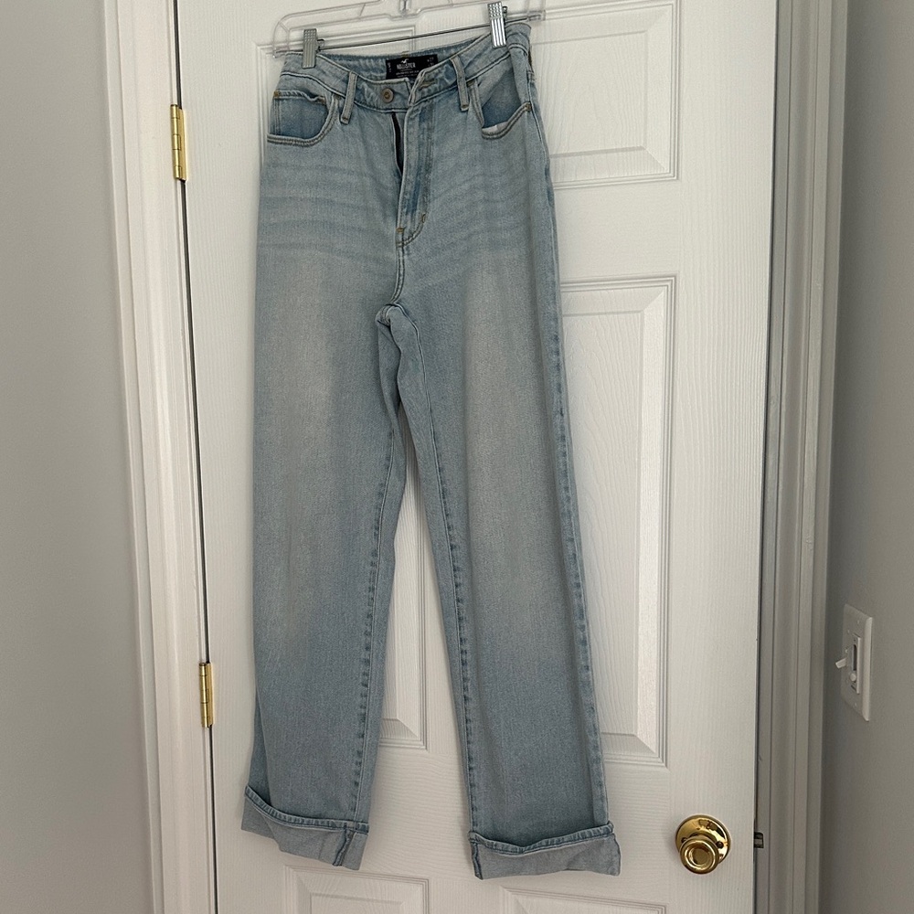 Hollister Ultra High Rise Dad Jeans - Light Blue